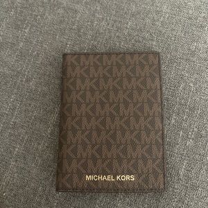Michael kors card wallet